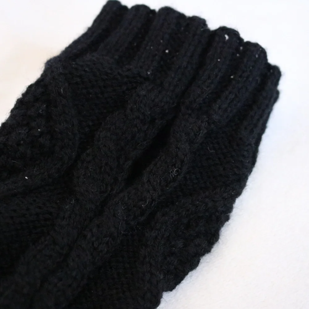 Black Knitted Arm Warmers